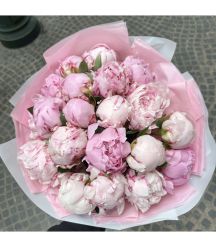 Compo de pâques oeufs roses
